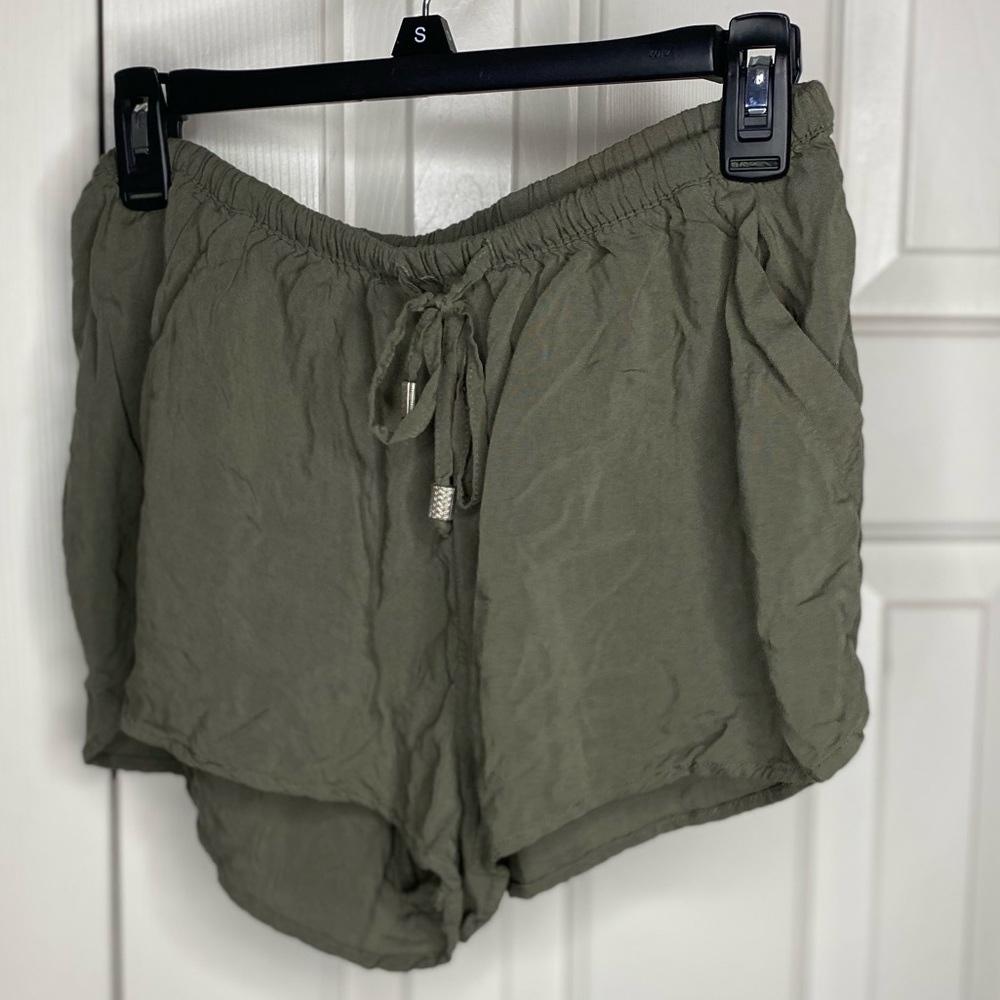 Green Linen Shorts